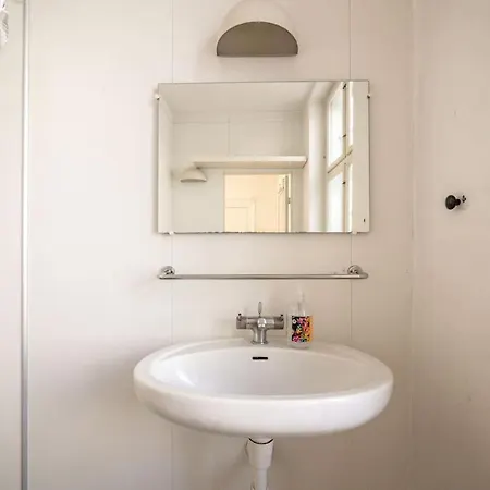 Apartment White Douplex Charm: Big Flat In The City Centre *